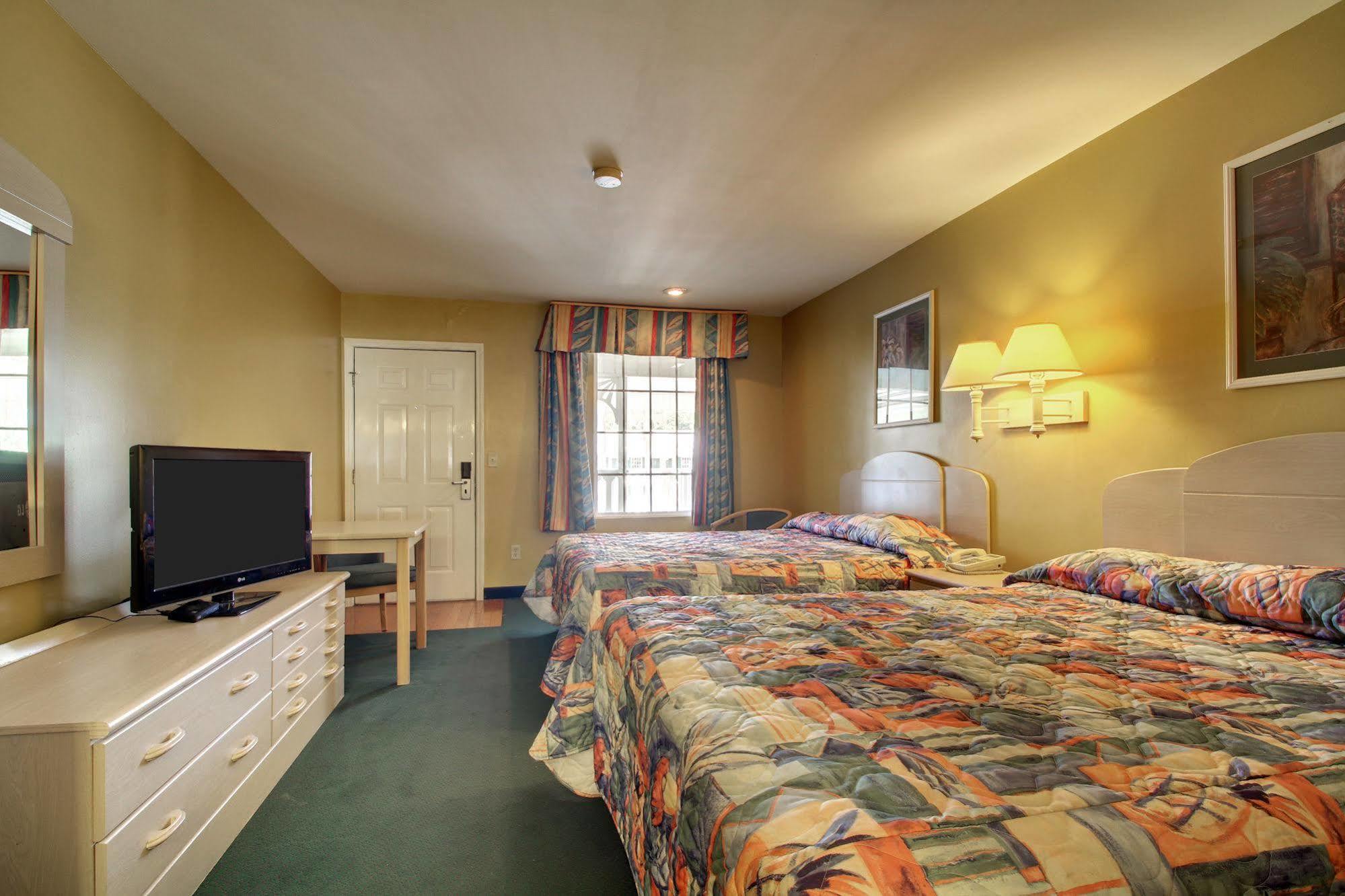 Key West Inn - Childersburg Luaran gambar