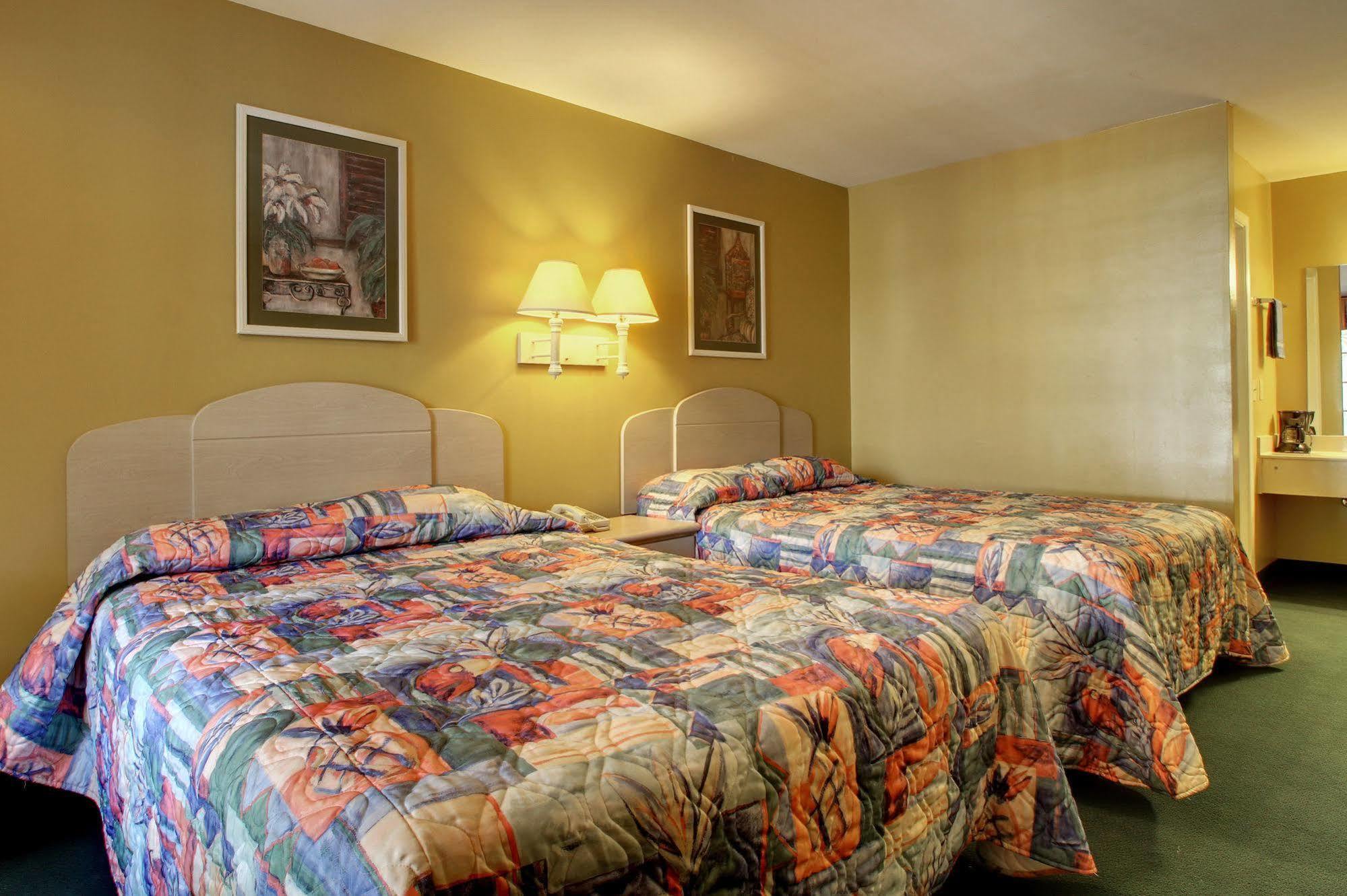 Key West Inn - Childersburg Luaran gambar