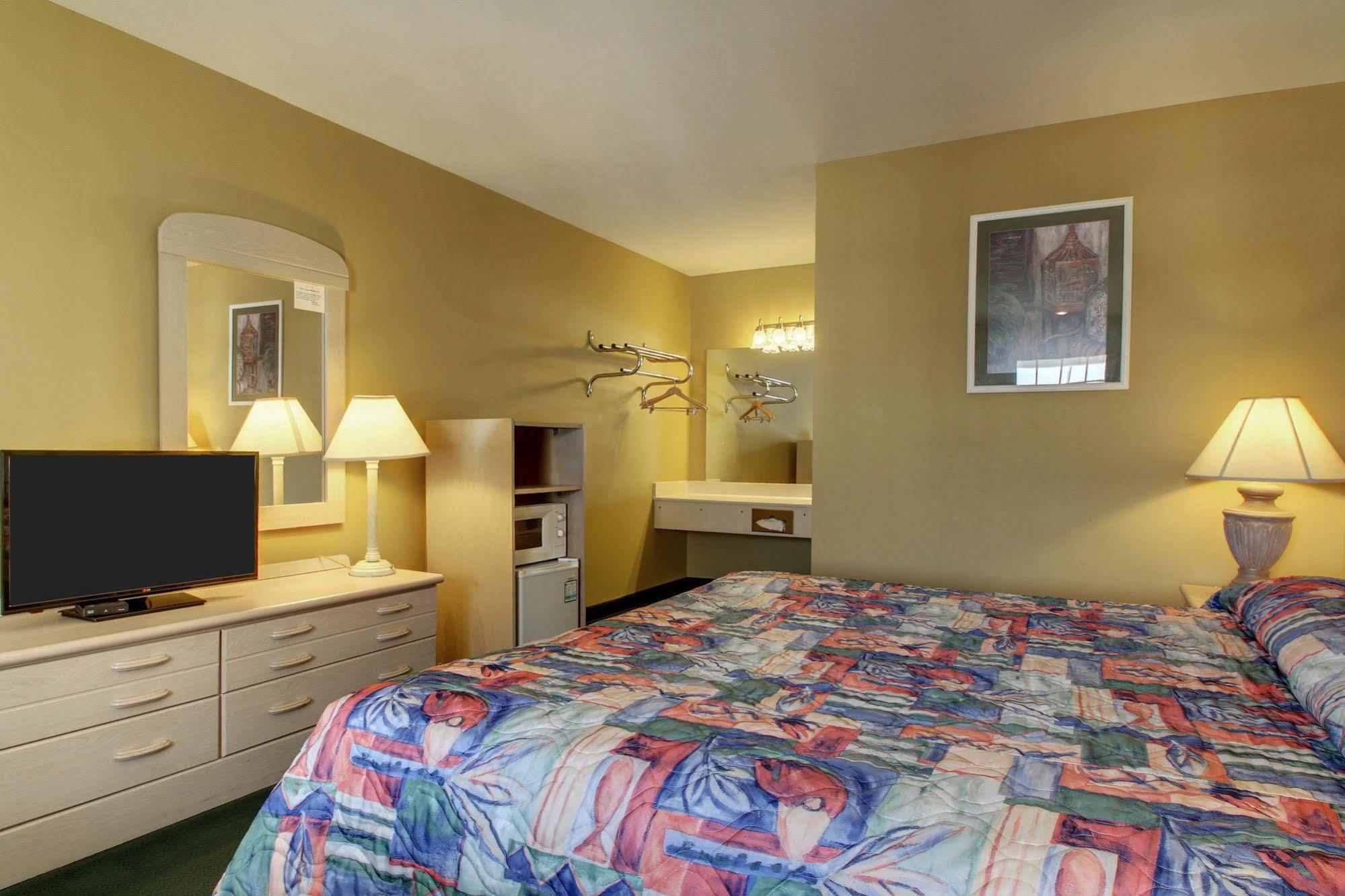 Key West Inn - Childersburg Luaran gambar